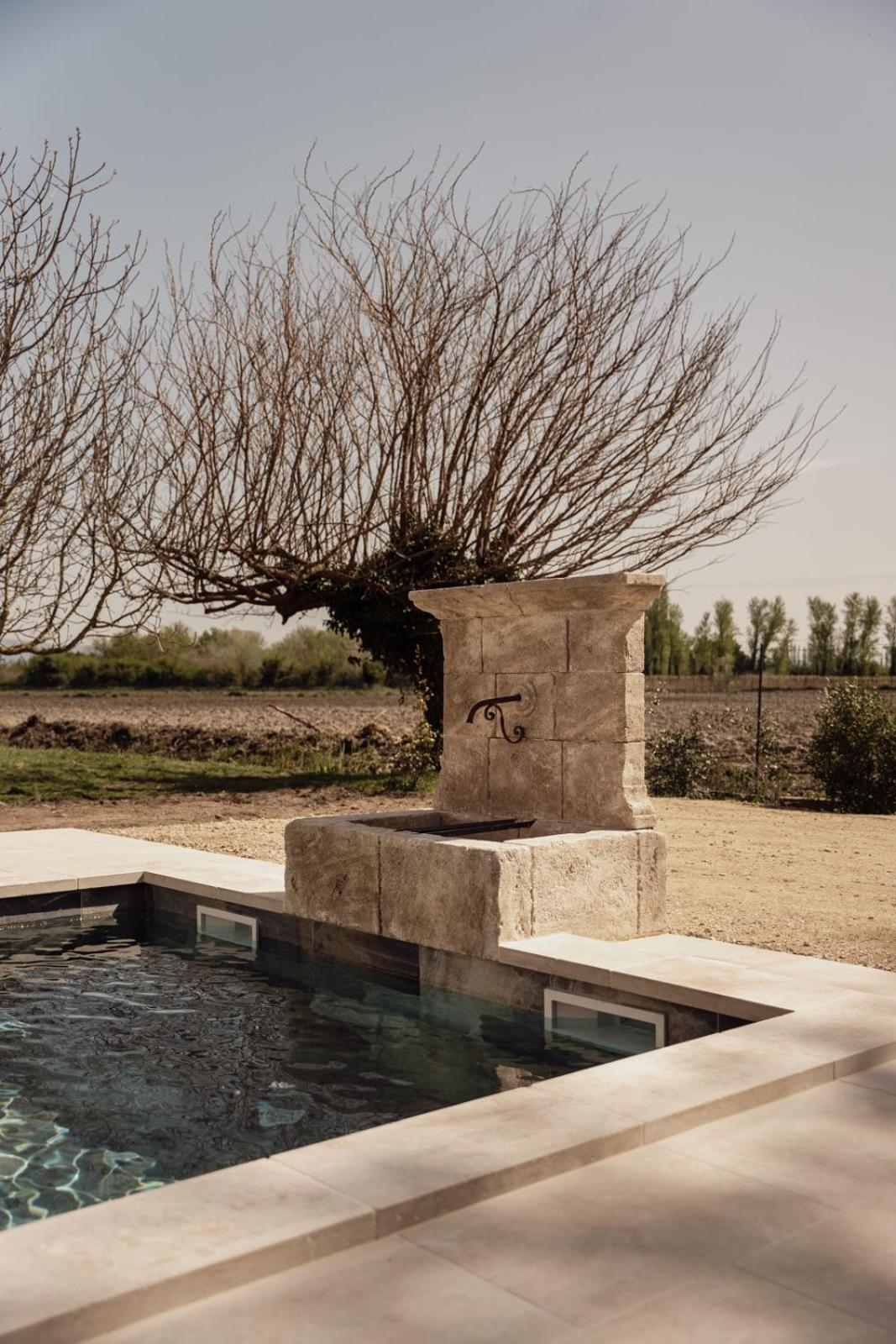 La Ferme Du 645 Villa Entraigues-sur-la-Sorgue ภายนอก รูปภาพ